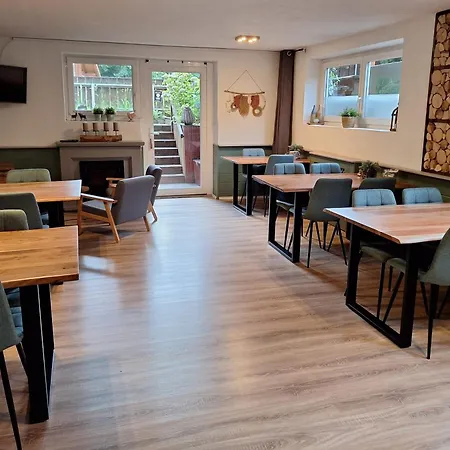 Adlerhorst 게스트하우스 3*