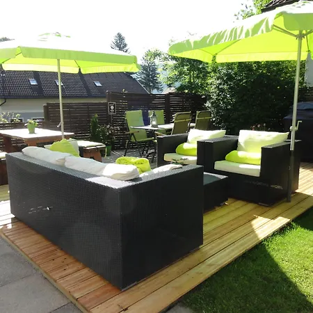 Adlerhorst 슈타인도르프암오시아쳐시