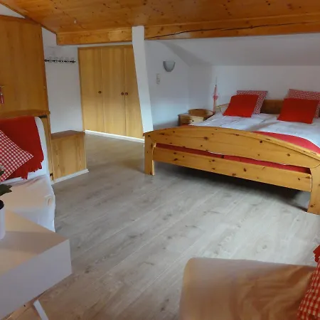 Adlerhorst 3*